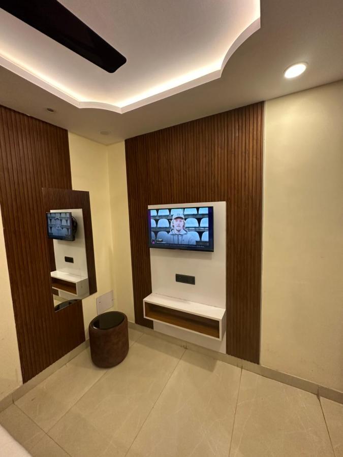 Hotel Mahalaxmi Deluxe Nové Dillí Exteriér fotografie